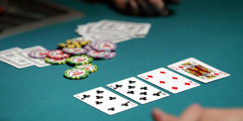 Hướng dẫn cách chơi Poker online